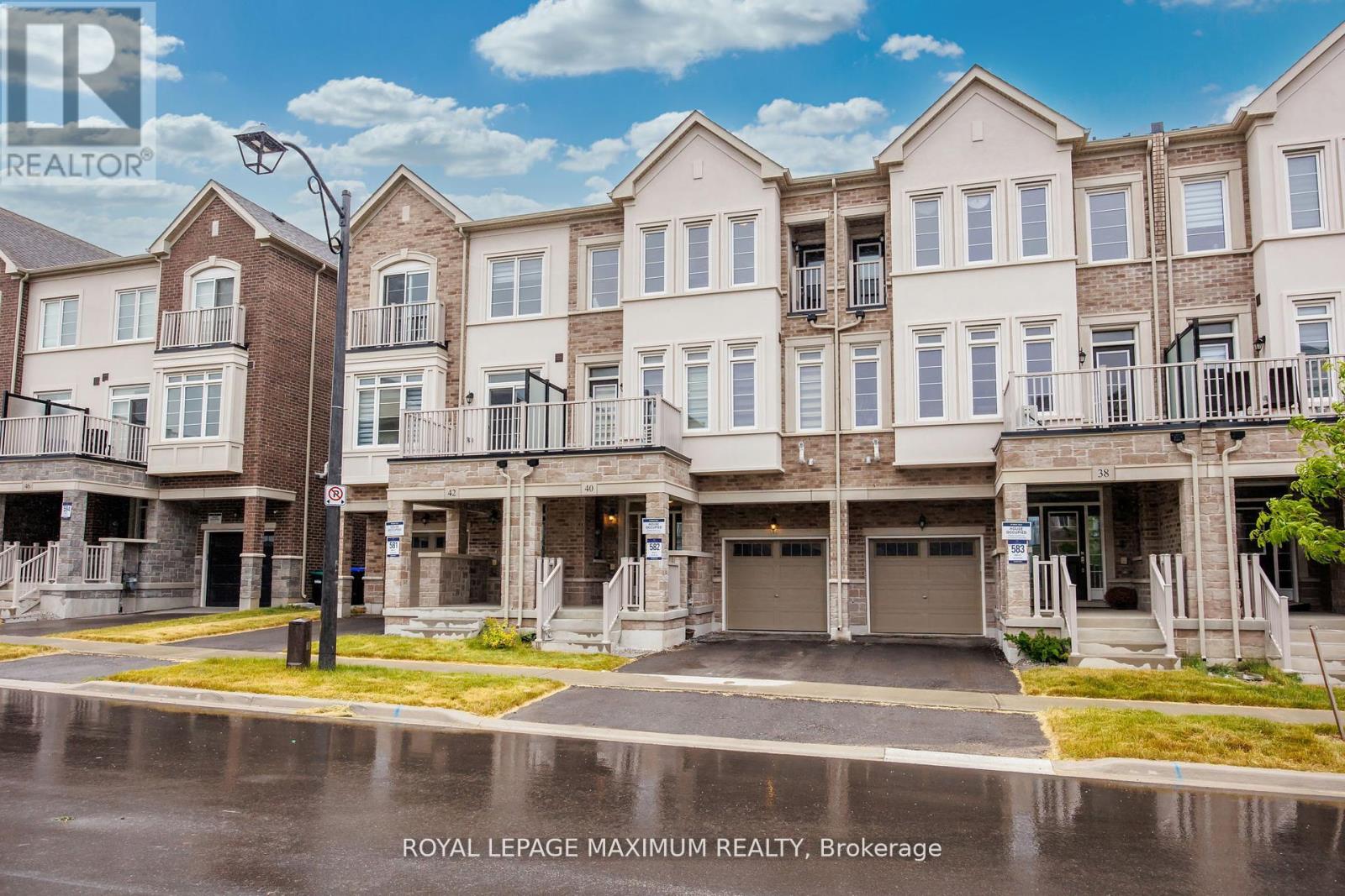 40 ROTARY WAY, Bradford West Gwillimbury, Ontario