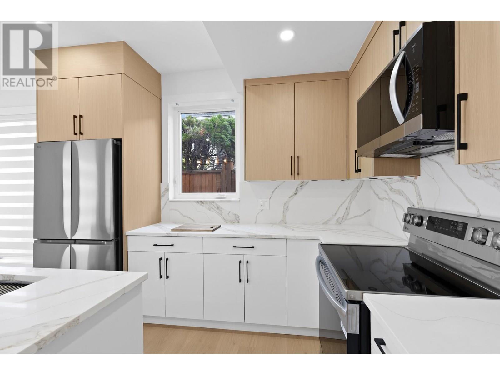 Property at 935 Fuller Avenue image 2