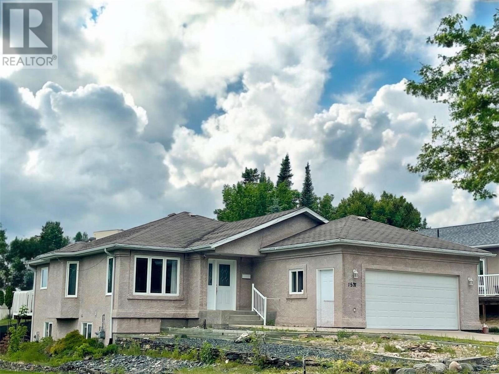 1537 Pine Portage Rd, Kenora, Ontario  P9N 4E5 - Photo 1 - TB252135