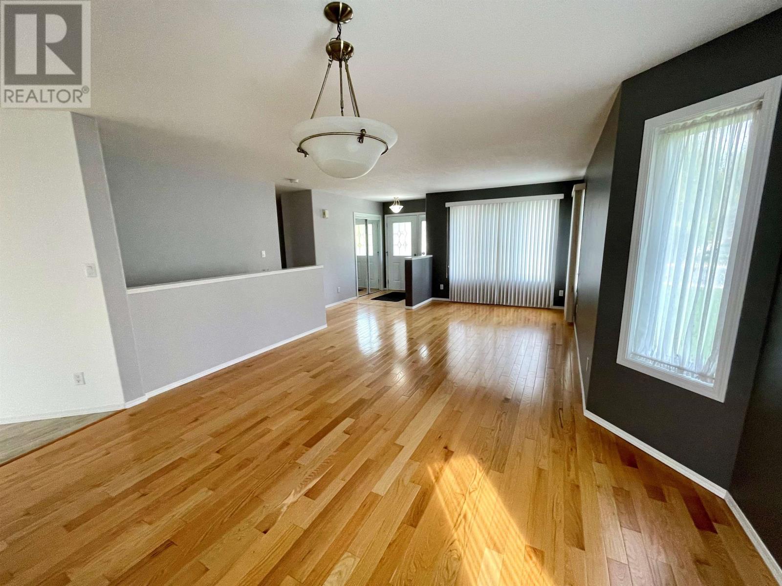 1537 Pine Portage Rd, Kenora, Ontario  P9N 4E5 - Photo 4 - TB252135