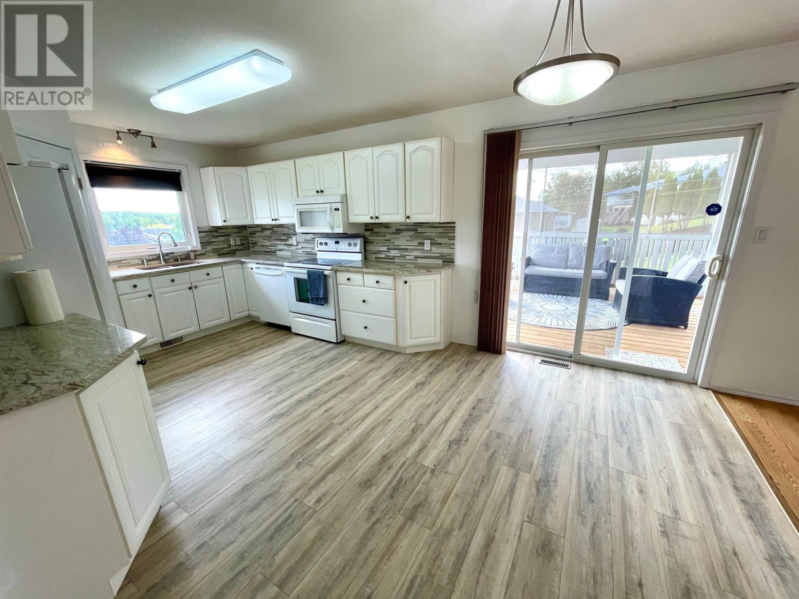 1537 Pine Portage Rd, Kenora, Ontario  P9N 4E5 - Photo 5 - TB252135