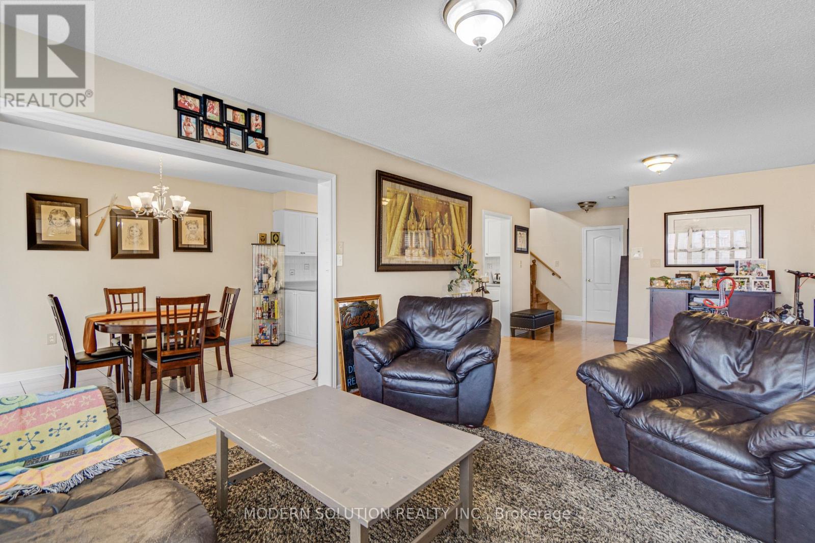 552 Wildgrass Road, Mississauga (Cooksville), Ontario  L5B 4H7 - Photo 15 - W12294278