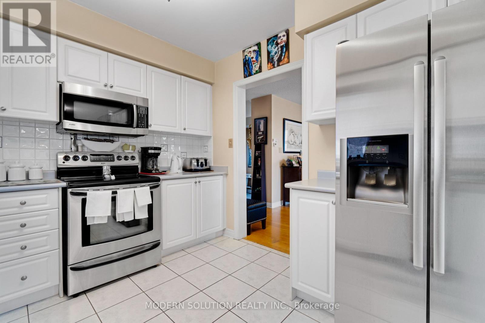 552 Wildgrass Road, Mississauga (Cooksville), Ontario  L5B 4H7 - Photo 20 - W12294278