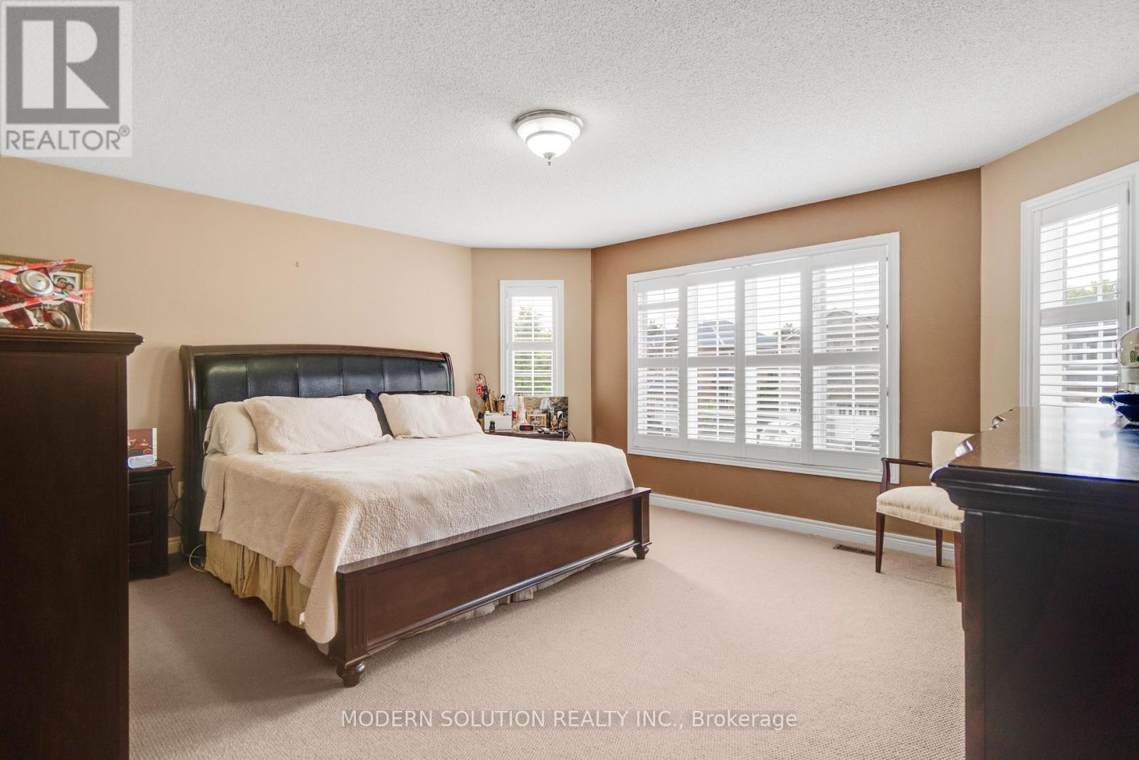 552 Wildgrass Road, Mississauga (Cooksville), Ontario  L5B 4H7 - Photo 23 - W12294278