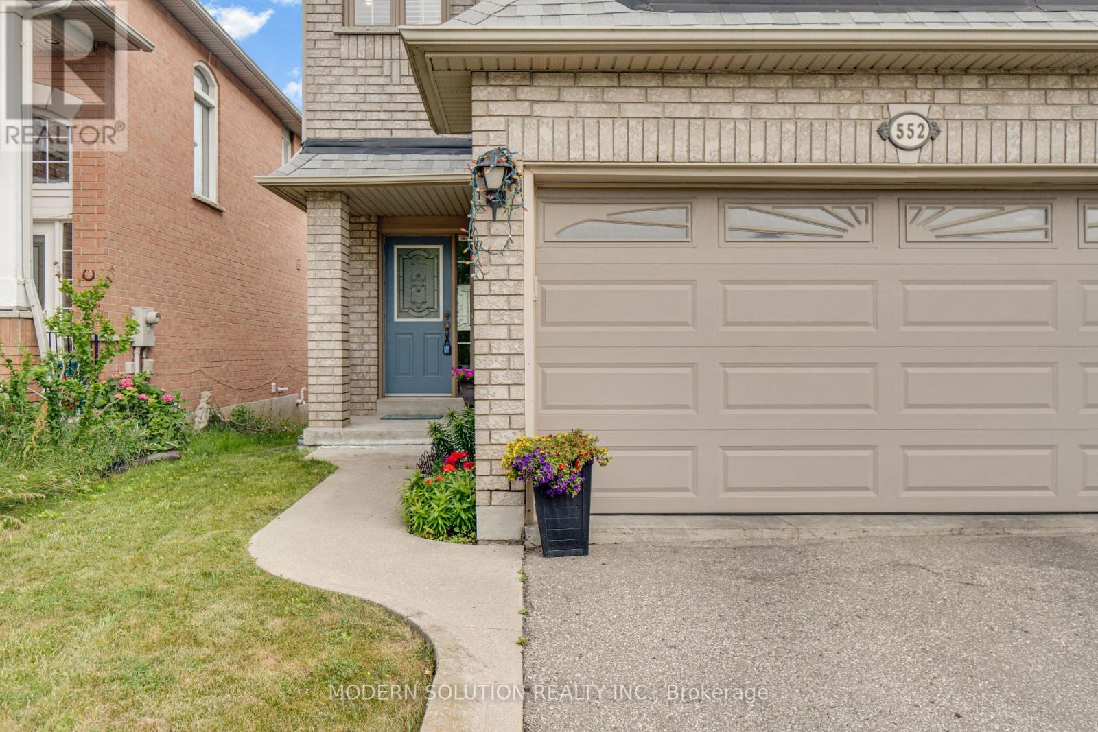 Property at 552 WILDGRASS ROAD image 3