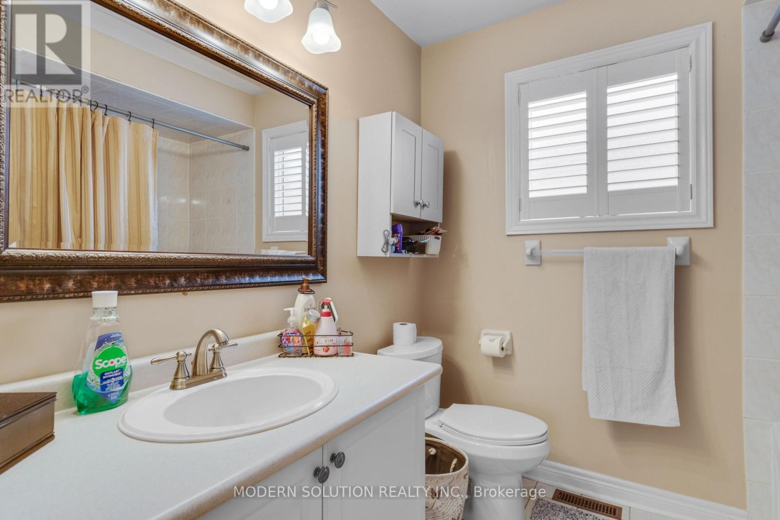 552 Wildgrass Road, Mississauga (Cooksville), Ontario  L5B 4H7 - Photo 32 - W12294278