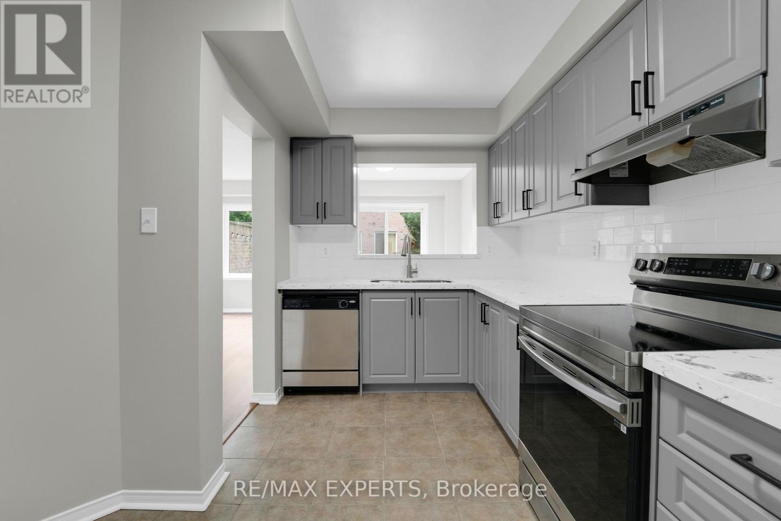 120 - 86 Joymar Drive, Mississauga, Ontario  L5M 7Z6 - Photo 8 - W12294292