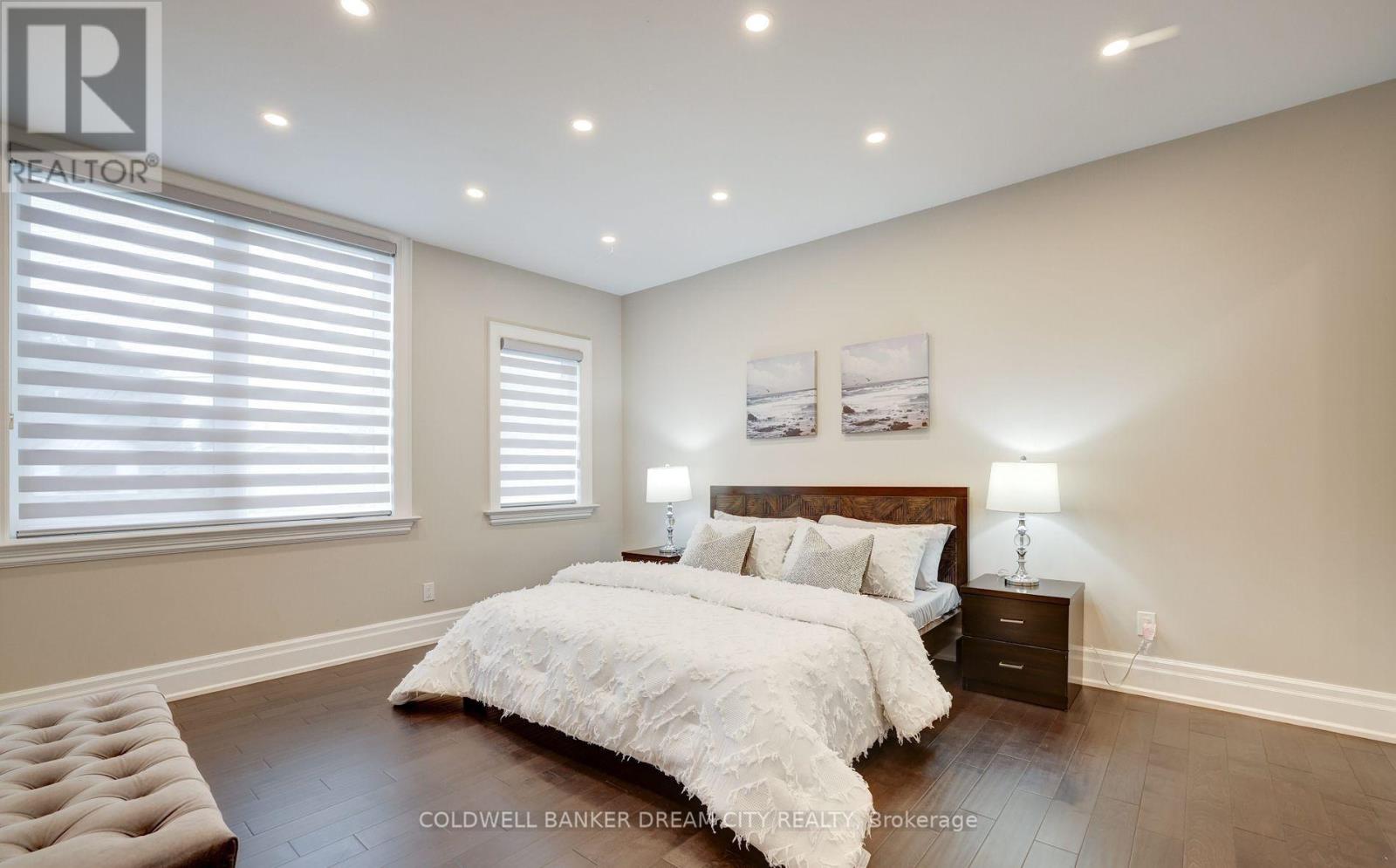 3053 Franze Drive, Mississauga, Ontario  L5A 2R8 - Photo 16 - W12294304