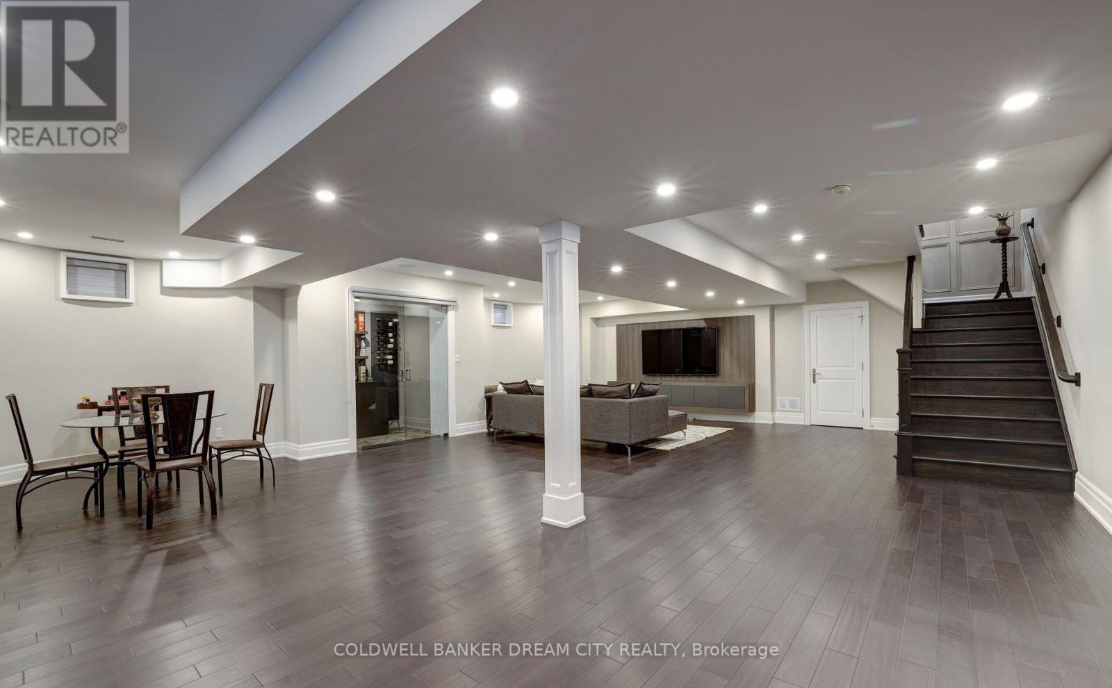 3053 Franze Drive, Mississauga, Ontario  L5A 2R8 - Photo 18 - W12294304