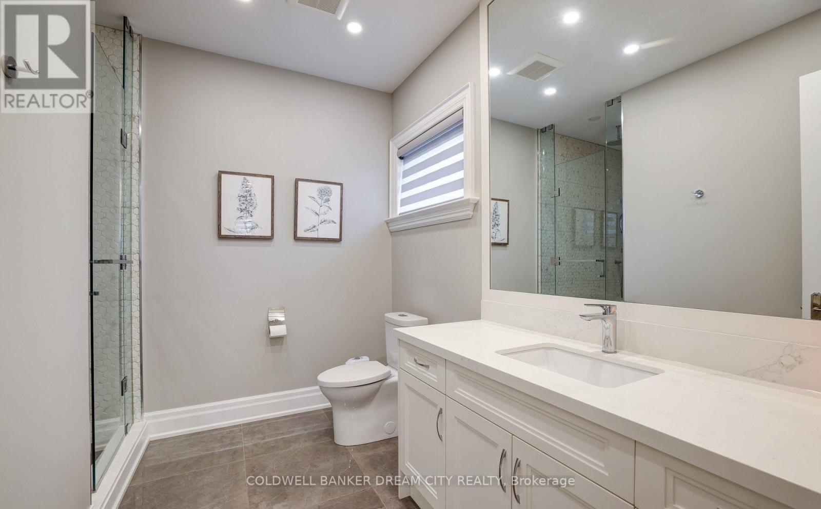 3053 Franze Drive, Mississauga, Ontario  L5A 2R8 - Photo 19 - W12294304