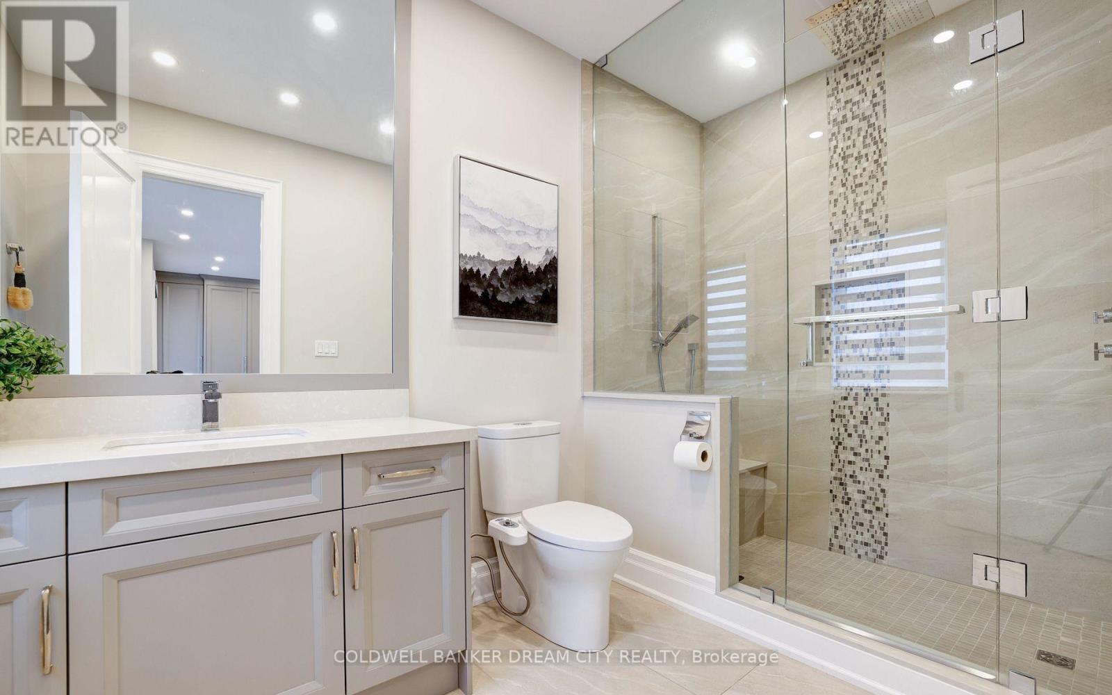 3053 Franze Drive, Mississauga, Ontario  L5A 2R8 - Photo 21 - W12294304