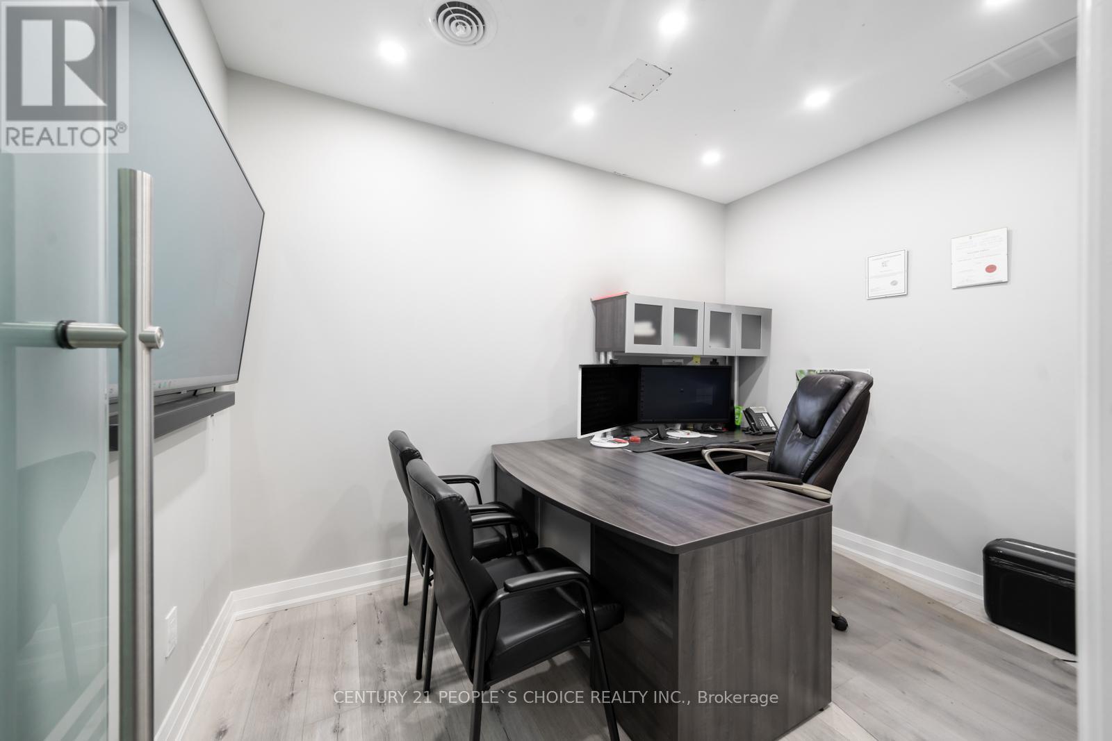 18 - 7956 Torbram Road, Brampton, Ontario  L6T 5A2 - Photo 15 - W12294368