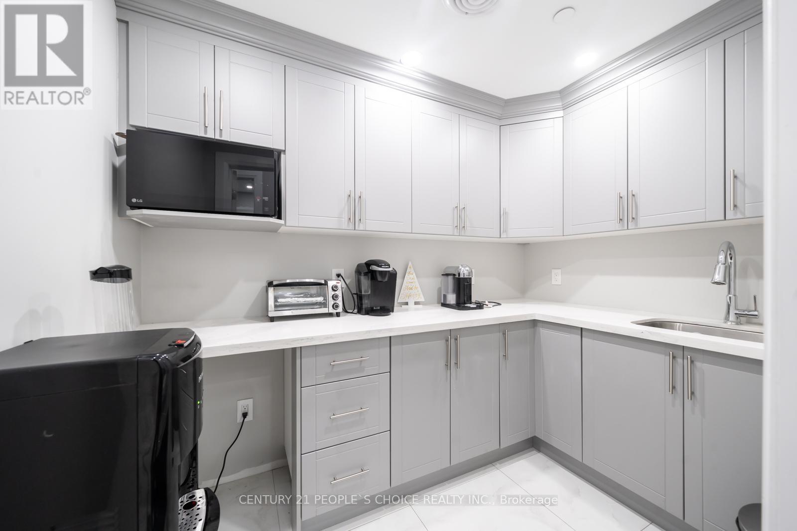 18 - 7956 Torbram Road, Brampton, Ontario  L6T 5A2 - Photo 17 - W12294368