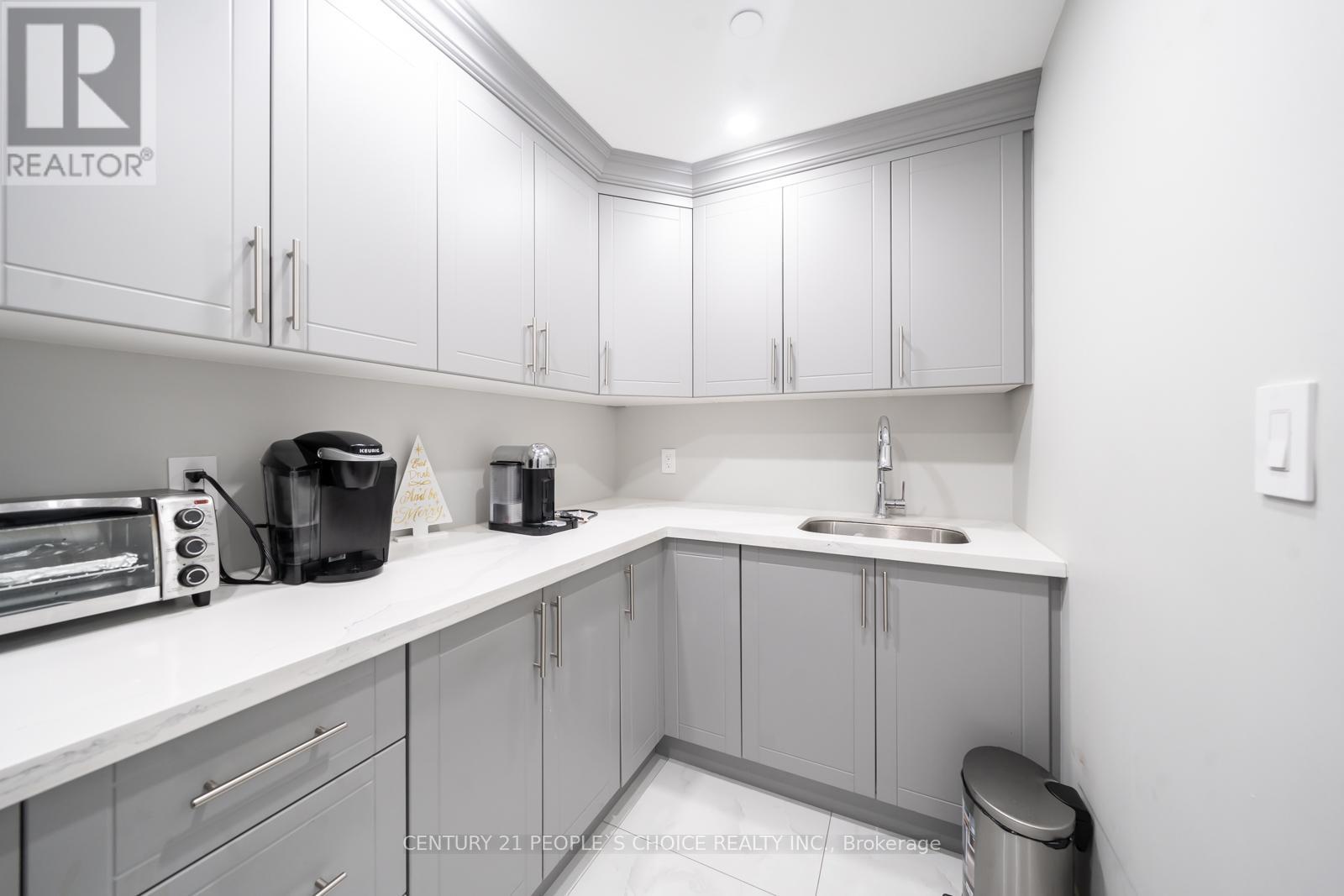 18 - 7956 Torbram Road, Brampton, Ontario  L6T 5A2 - Photo 18 - W12294368