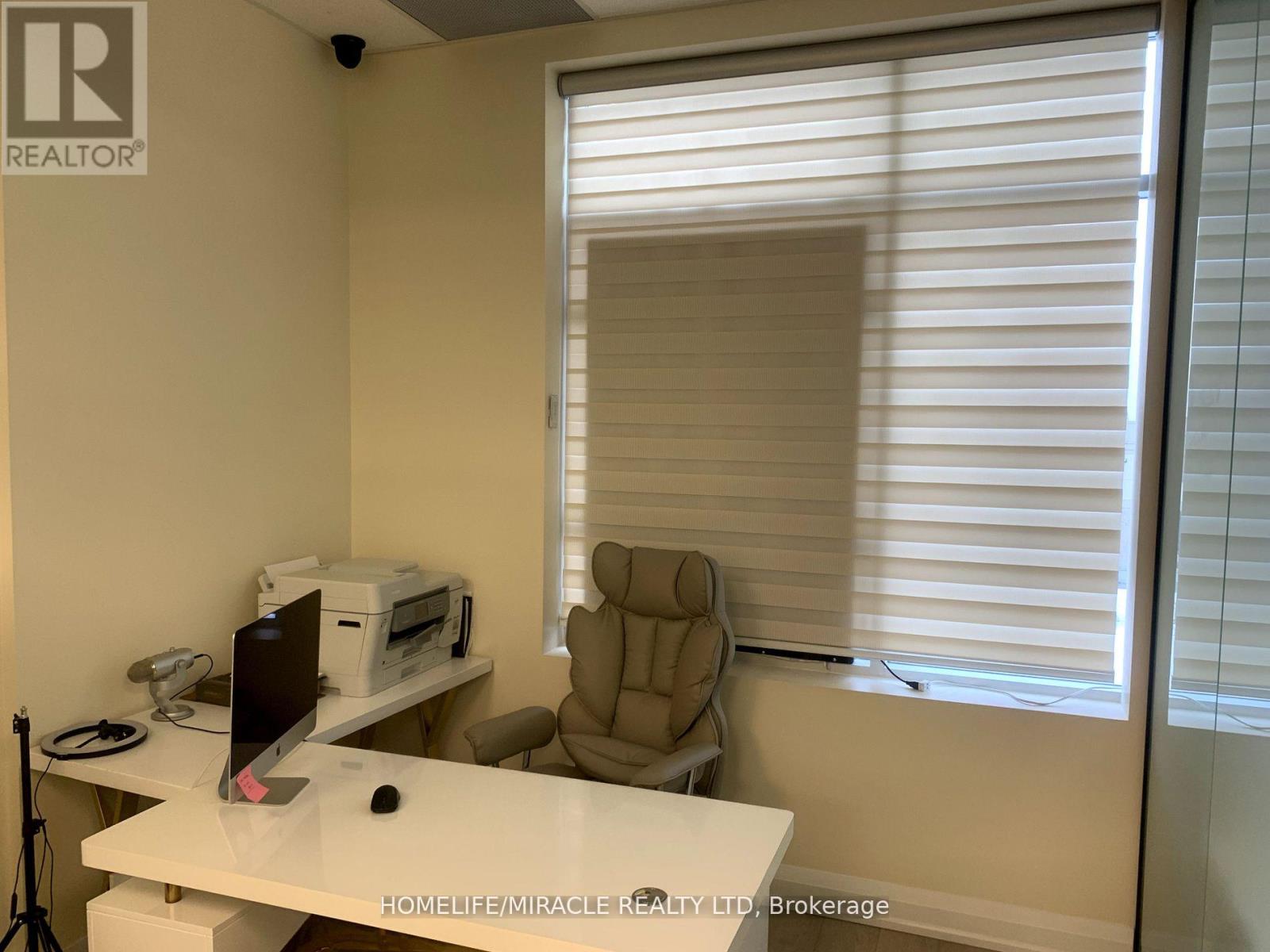 224 - 3465 Platinum Drive, Mississauga, Ontario  L5M 2S1 - Photo 3 - W12294424
