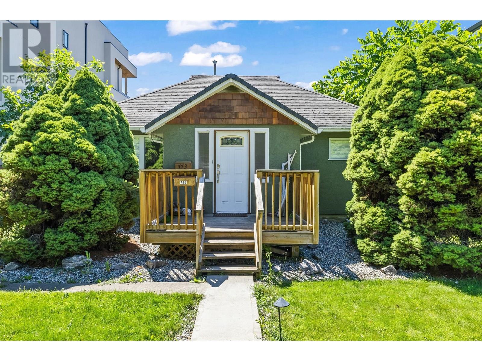 773-775 Martin Avenue, kelowna, British Columbia