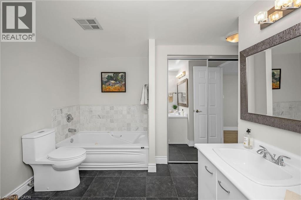 415 Locust Street Unit# 406, Burlington, Ontario  L7S 2J2 - Photo 35 - 40749762