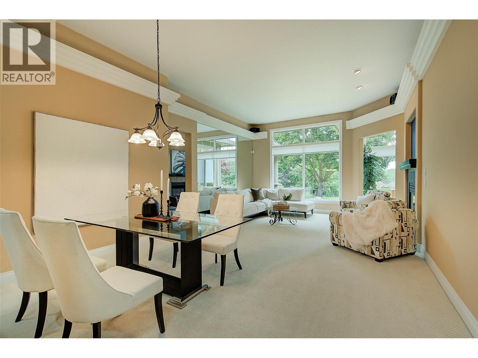 3948 Gallaghers Parkway, Kelowna, British Columbia  V1W 3Z9 - Photo 4 - 10356492