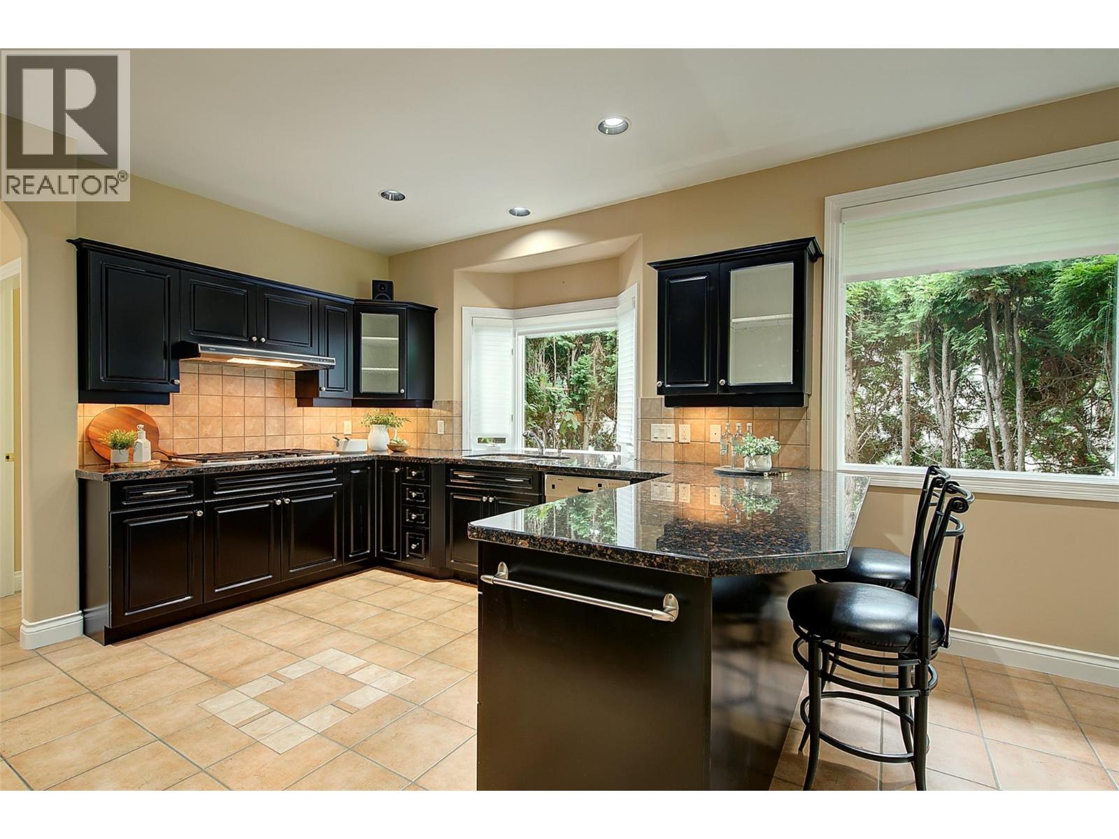 3948 Gallaghers Parkway, Kelowna, British Columbia  V1W 3Z9 - Photo 9 - 10356492