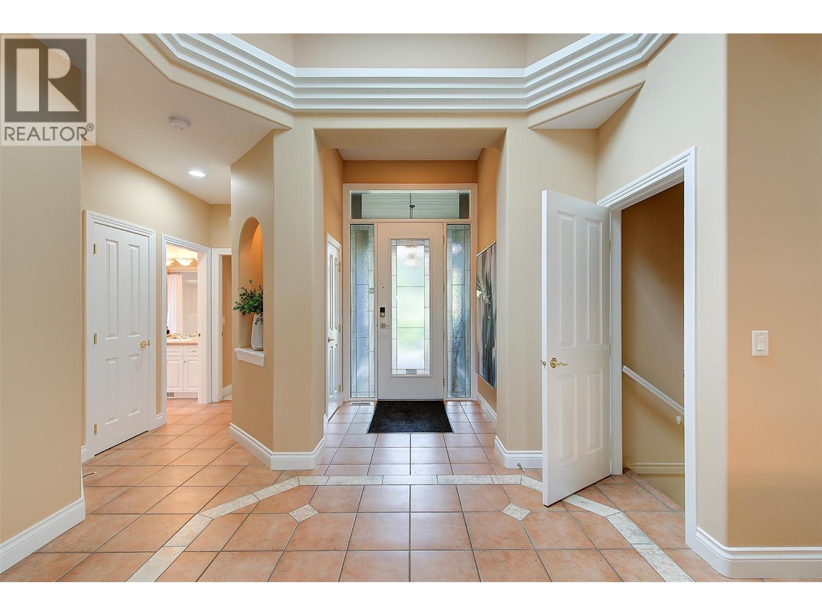 3948 Gallaghers Parkway, Kelowna, British Columbia  V1W 3Z9 - Photo 20 - 10356492