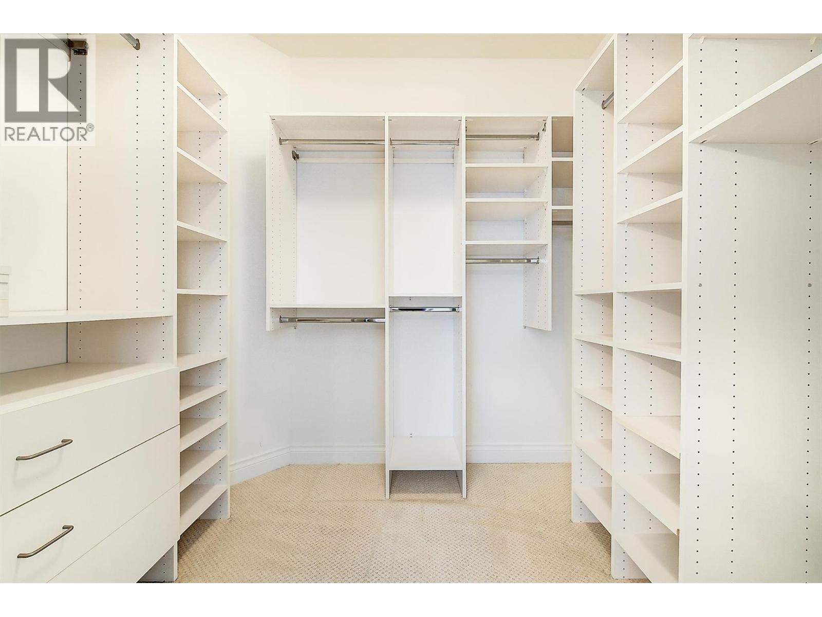 3948 Gallaghers Parkway, Kelowna, British Columbia  V1W 3Z9 - Photo 27 - 10356492