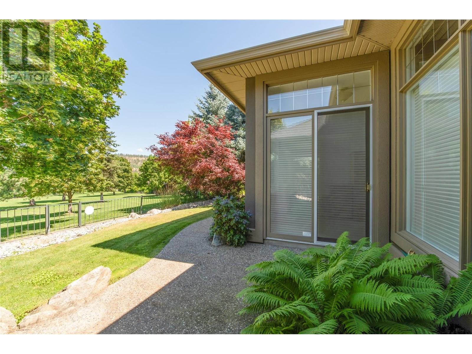 3948 Gallaghers Parkway, Kelowna, British Columbia  V1W 3Z9 - Photo 64 - 10356492