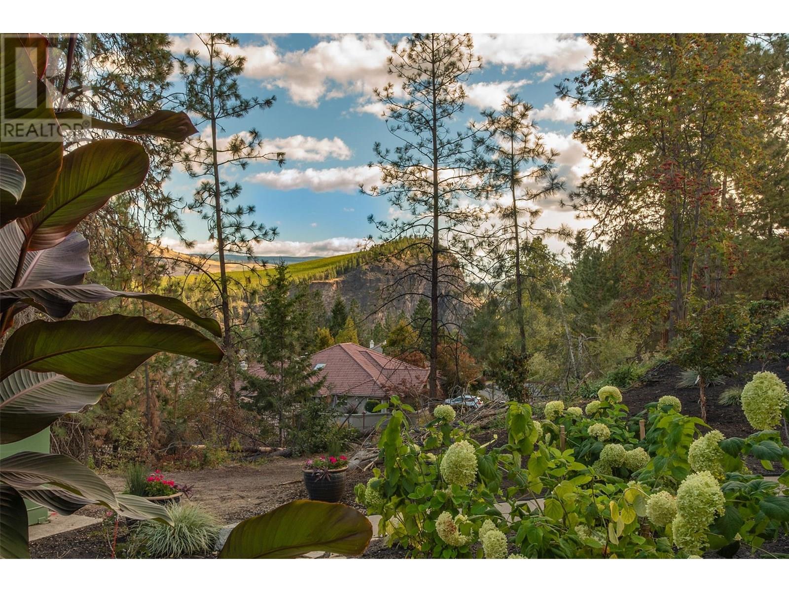 3948 Gallaghers Parkway, Kelowna, British Columbia  V1W 3Z9 - Photo 81 - 10356492