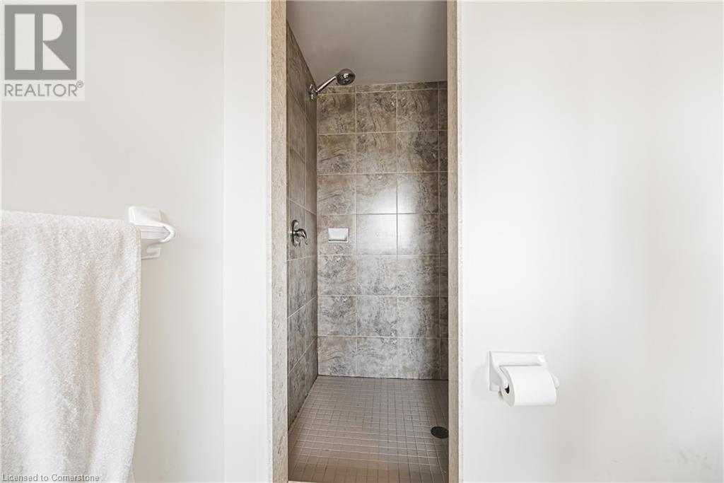 157 Lormont Boulevard, Stoney Creek, Ontario  L8J 0K2 - Photo 22 - 40752828