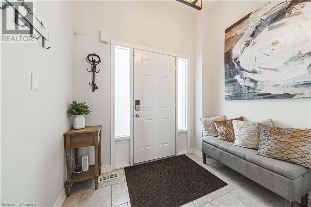 157 Lormont Boulevard, Stoney Creek, Ontario  L8J 0K2 - Photo 4 - 40752828