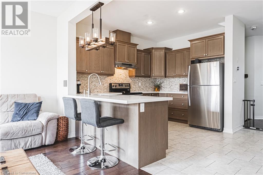 157 Lormont Boulevard, Stoney Creek, Ontario  L8J 0K2 - Photo 6 - 40752828