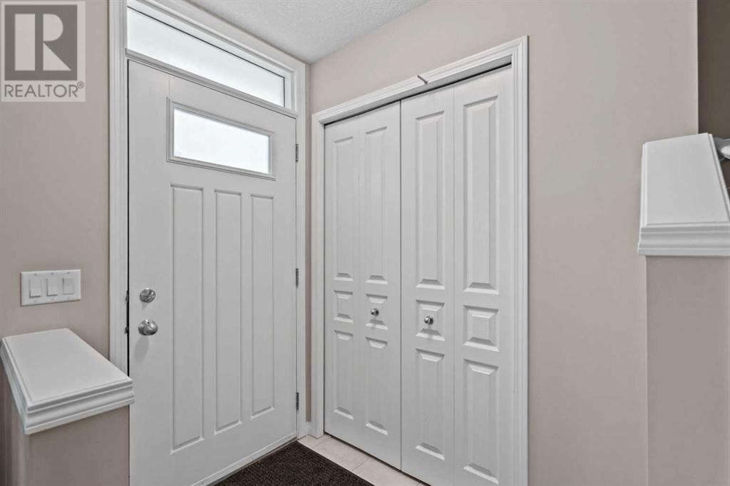 Property at 719 Auburn Bay Square SE image 4