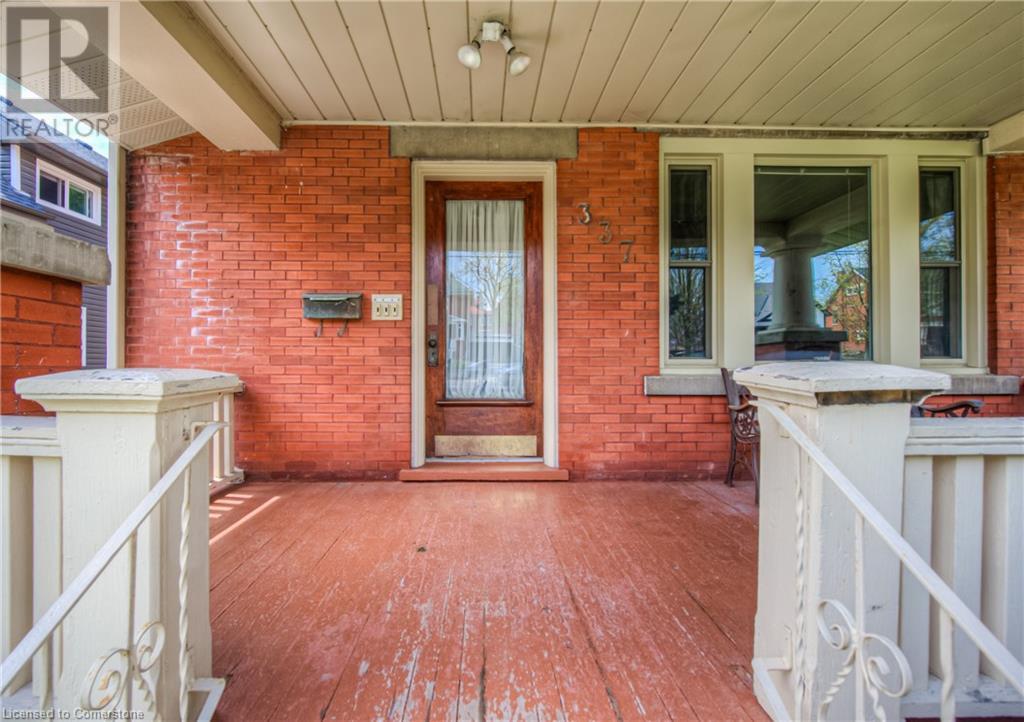 Property at 337 GORDON Street image 4