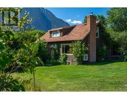 36 14th Avenue, lillooet, British Columbia