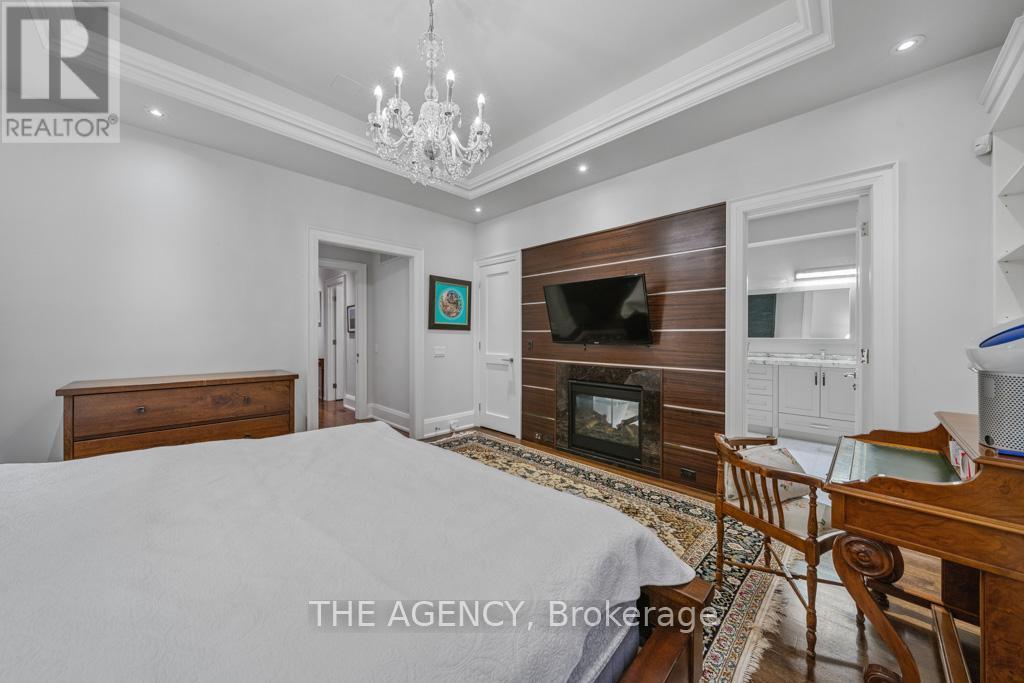 52 Carmichael Avenue, Toronto, Ontario  M5M 2W7 - Photo 16 - C12293590