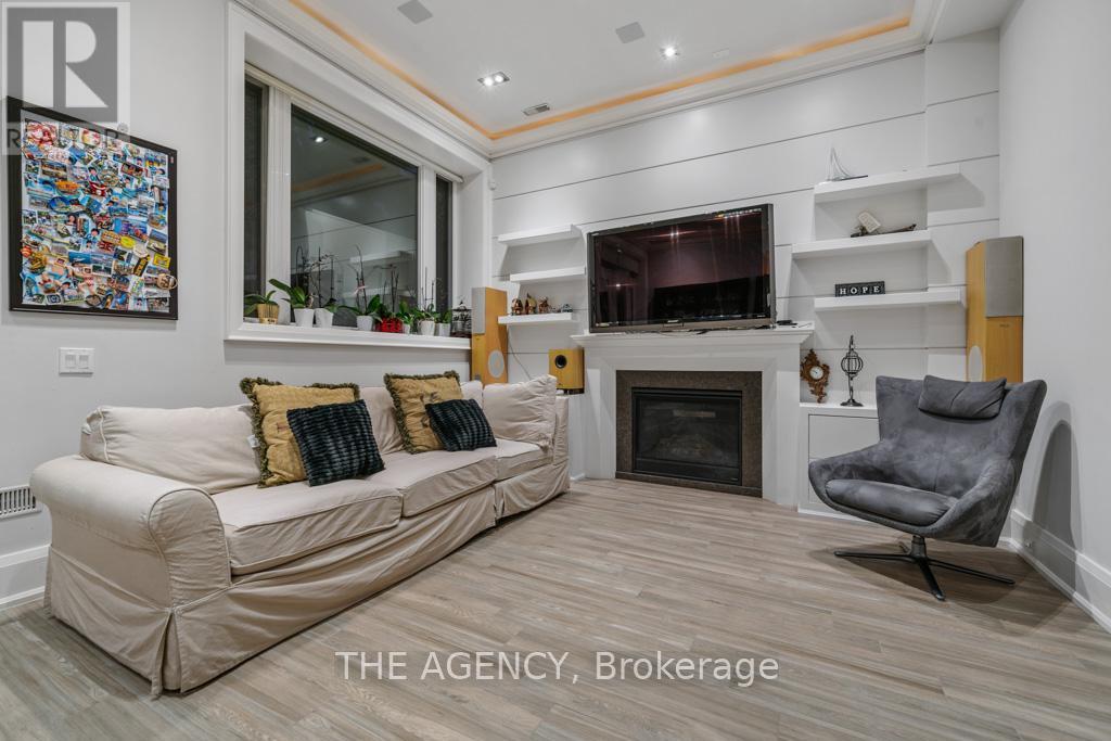 52 Carmichael Avenue, Toronto, Ontario  M5M 2W7 - Photo 32 - C12293590