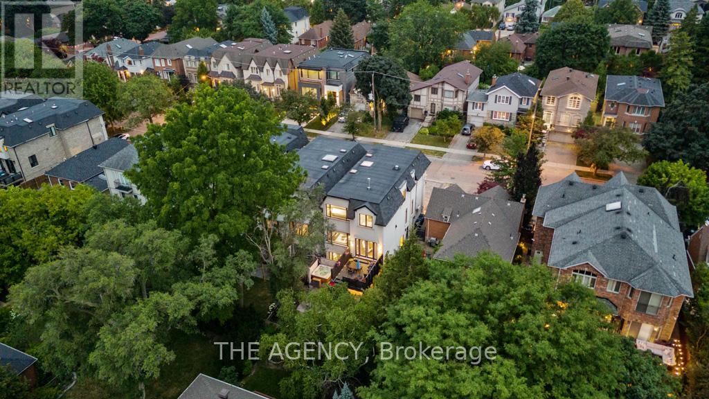 52 Carmichael Avenue, Toronto, Ontario  M5M 2W7 - Photo 37 - C12293590