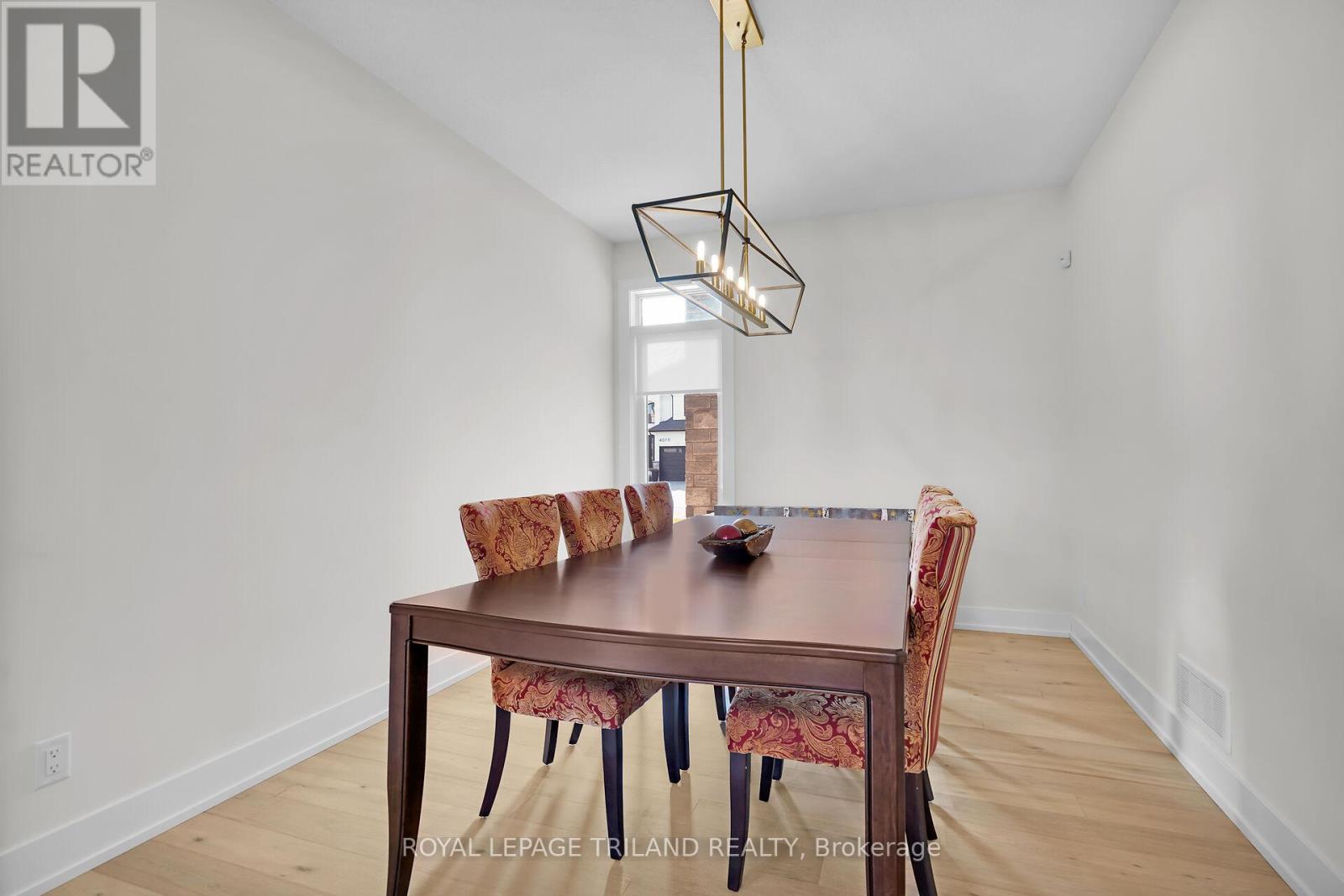 4076 Sugarmaple Crossing, London South, Ontario  N6P 1A4 - Photo 19 - X12294584