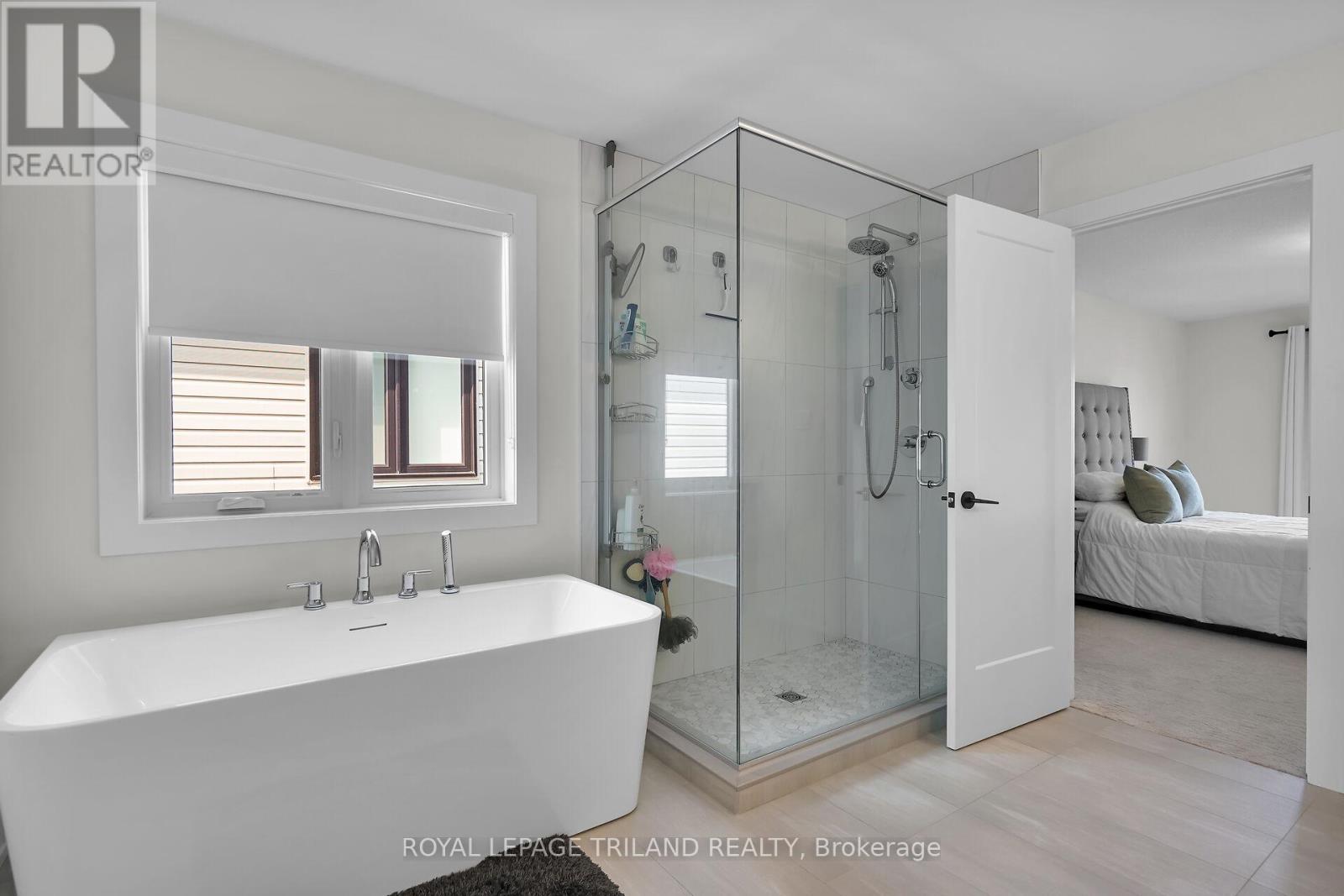 4076 Sugarmaple Crossing, London South, Ontario  N6P 1A4 - Photo 30 - X12294584