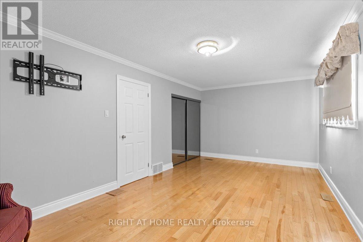 2344 Raymond Street, Clarence-Rockland, Ontario  K4K 1K4 - Photo 18 - X12294569