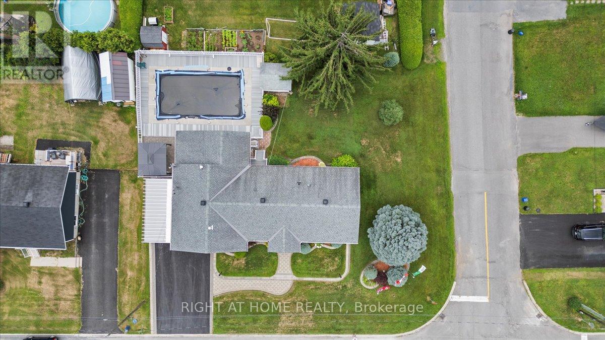 2344 Raymond Street, Clarence-Rockland, Ontario  K4K 1K4 - Photo 3 - X12294569