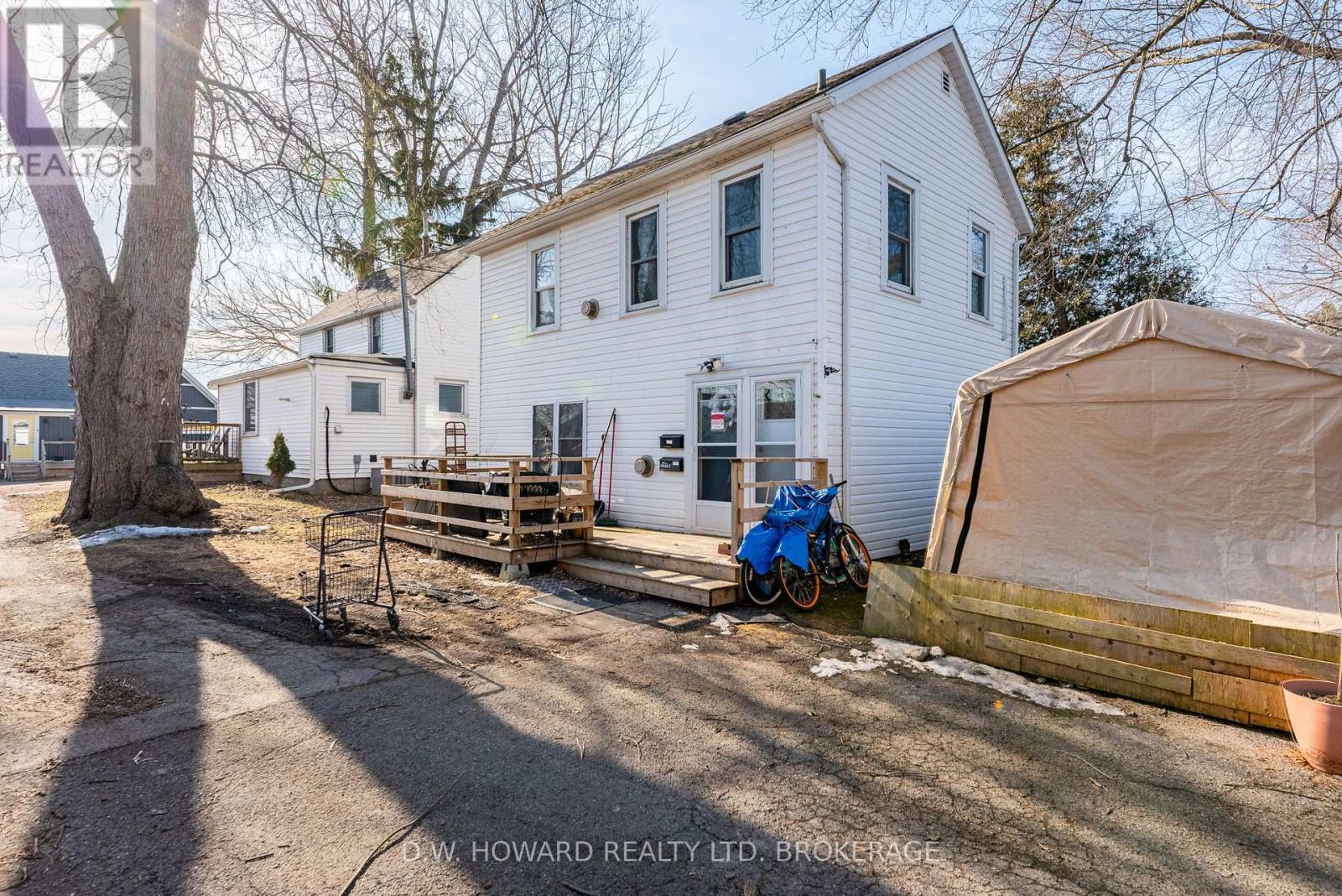 474 Lakeshore Road, Fort Erie (Lakeshore), Ontario  L2A 1B5 - Photo 22 - X12294586