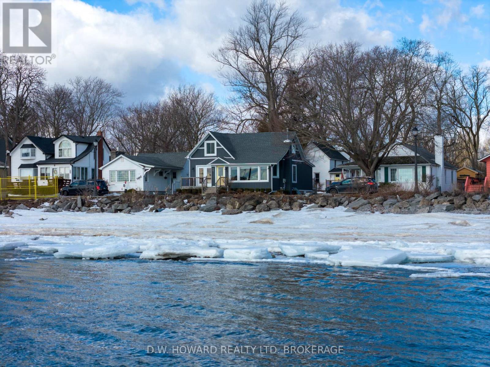 474 Lakeshore Road, Fort Erie (Lakeshore), Ontario  L2A 1B5 - Photo 5 - X12294586