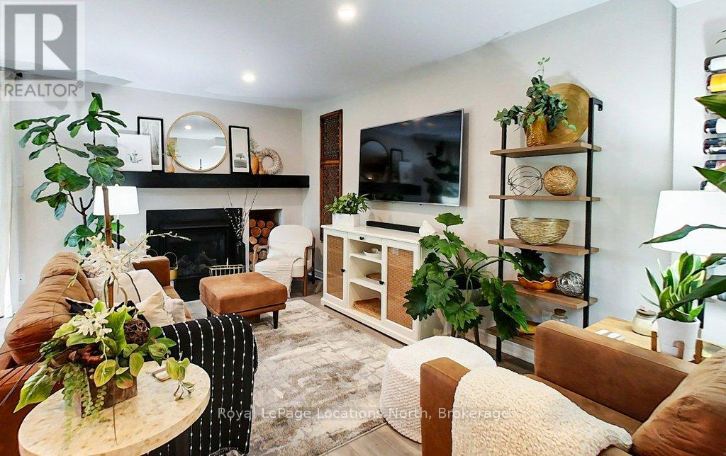 59 - 145 Fairway Crescent, Collingwood, Ontario  L9Y 5B4 - Photo 1 - S12294596