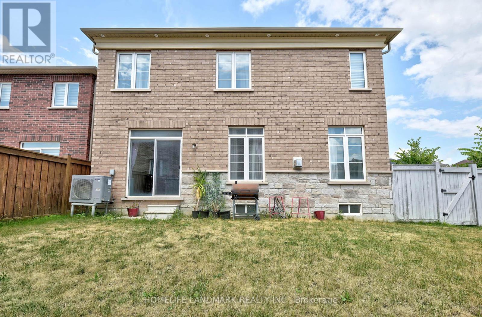 99 Beckett Avenue, East Gwillimbury, Ontario  L9N 0S6 - Photo 34 - N12294439