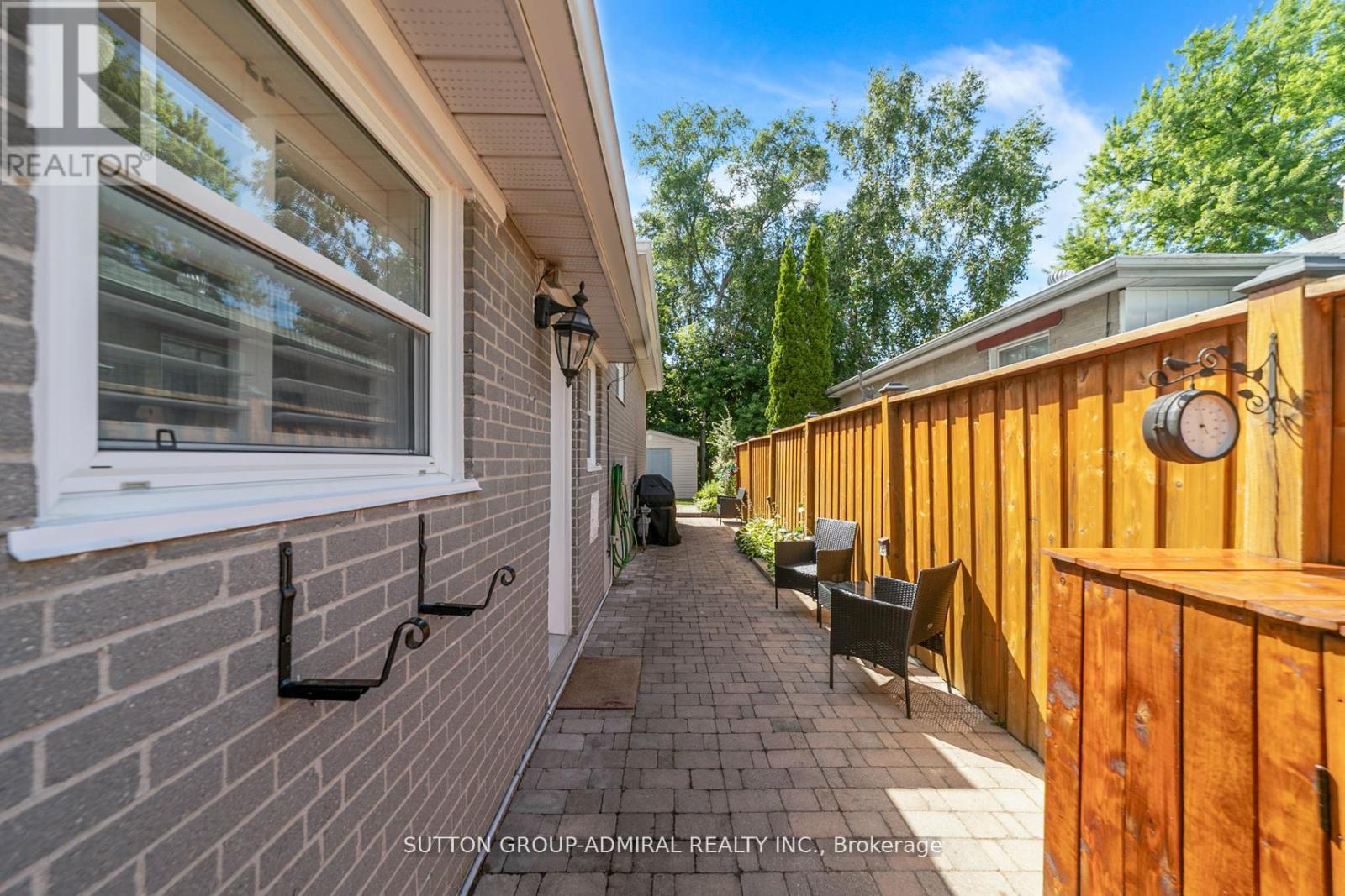 10 Kitimat Crescent, Aurora, Ontario L4G 3C3 - Photo 36 - N12294447