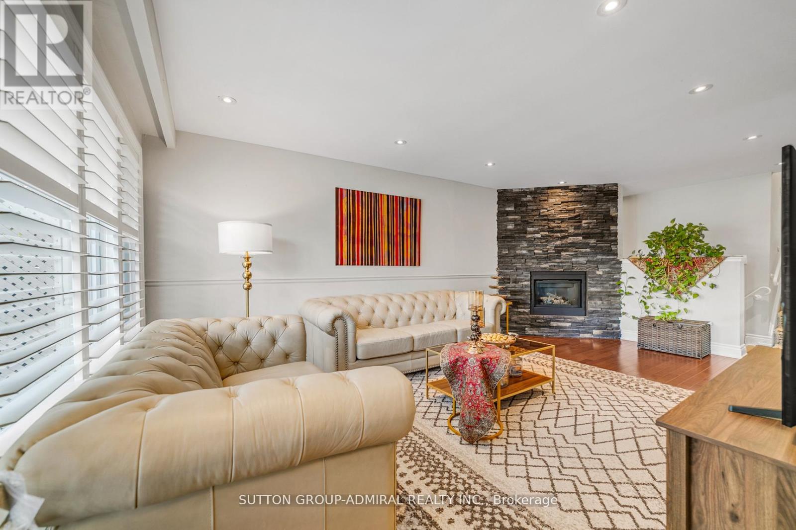 10 Kitimat Crescent, Aurora, Ontario L4G 3C3 - Photo 7 - N12294447