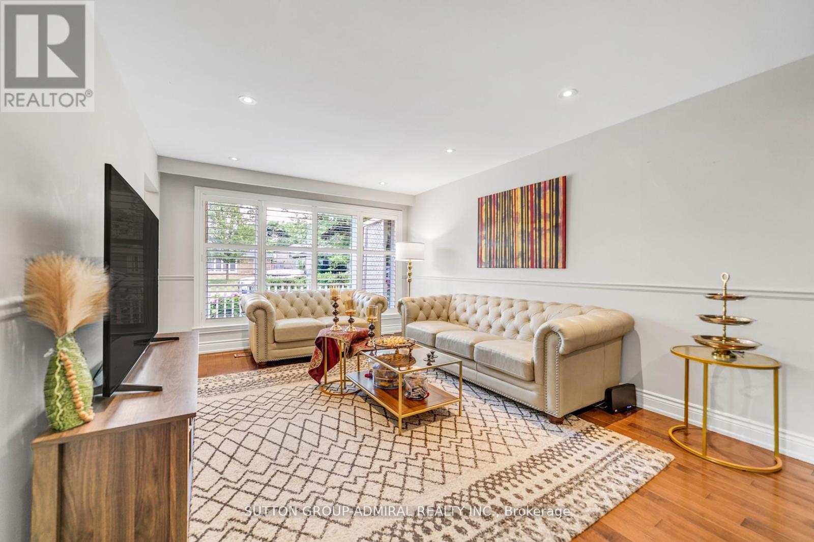 10 Kitimat Crescent, Aurora, Ontario L4G 3C3 - Photo 9 - N12294447