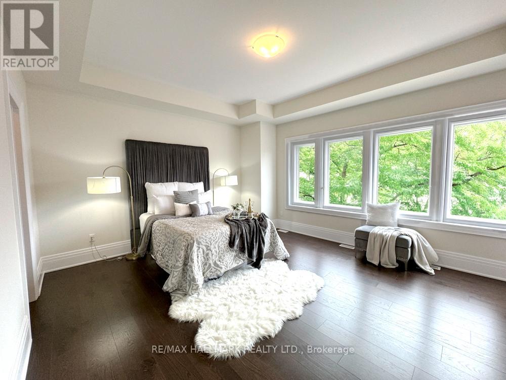 23 Kingwood Lane, Aurora (Aurora Estates), Ontario  L4G 6W4 - Photo 18 - N12294464
