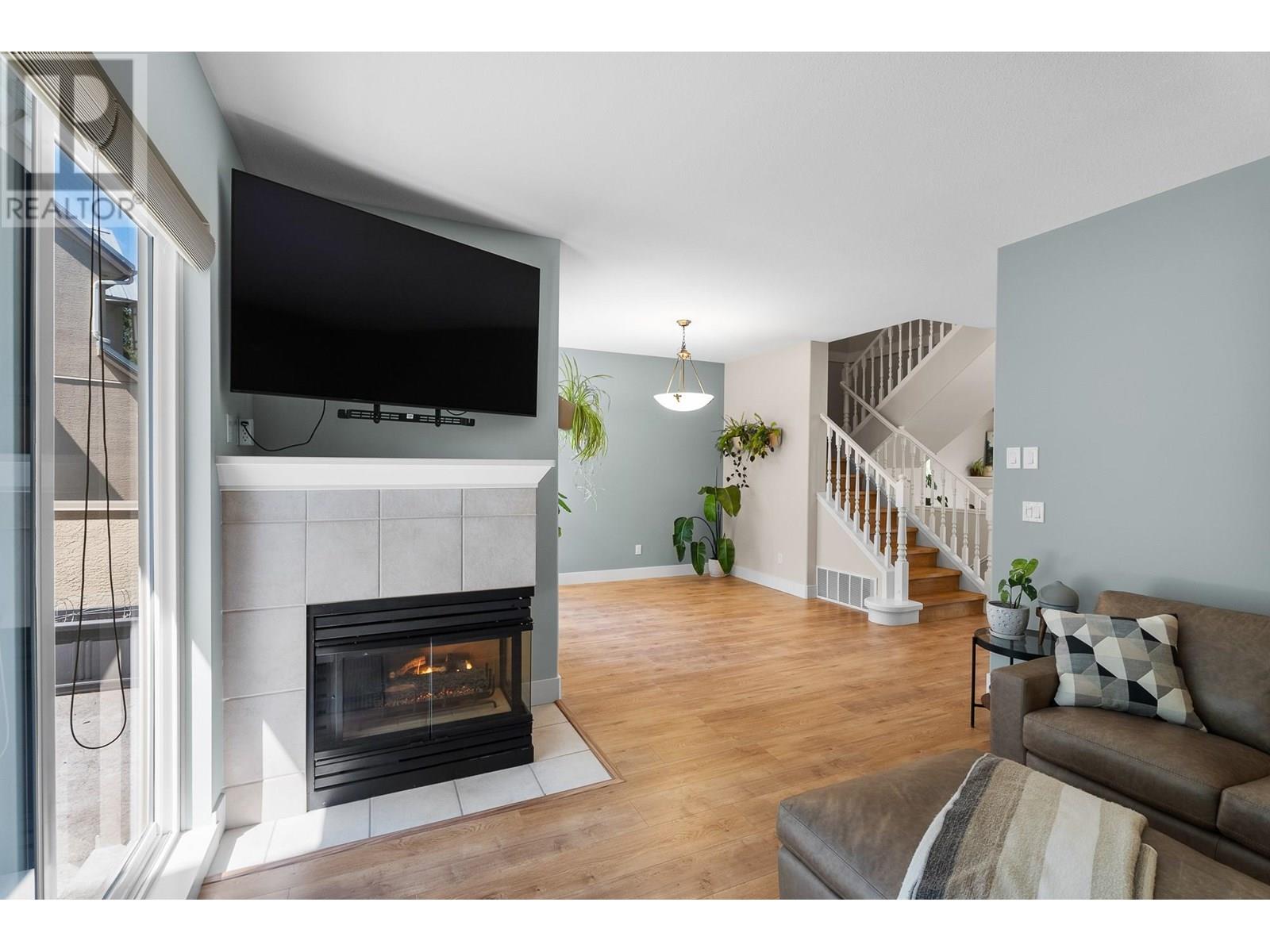 Property at 900 LORNE Street Unit# 5 image 1