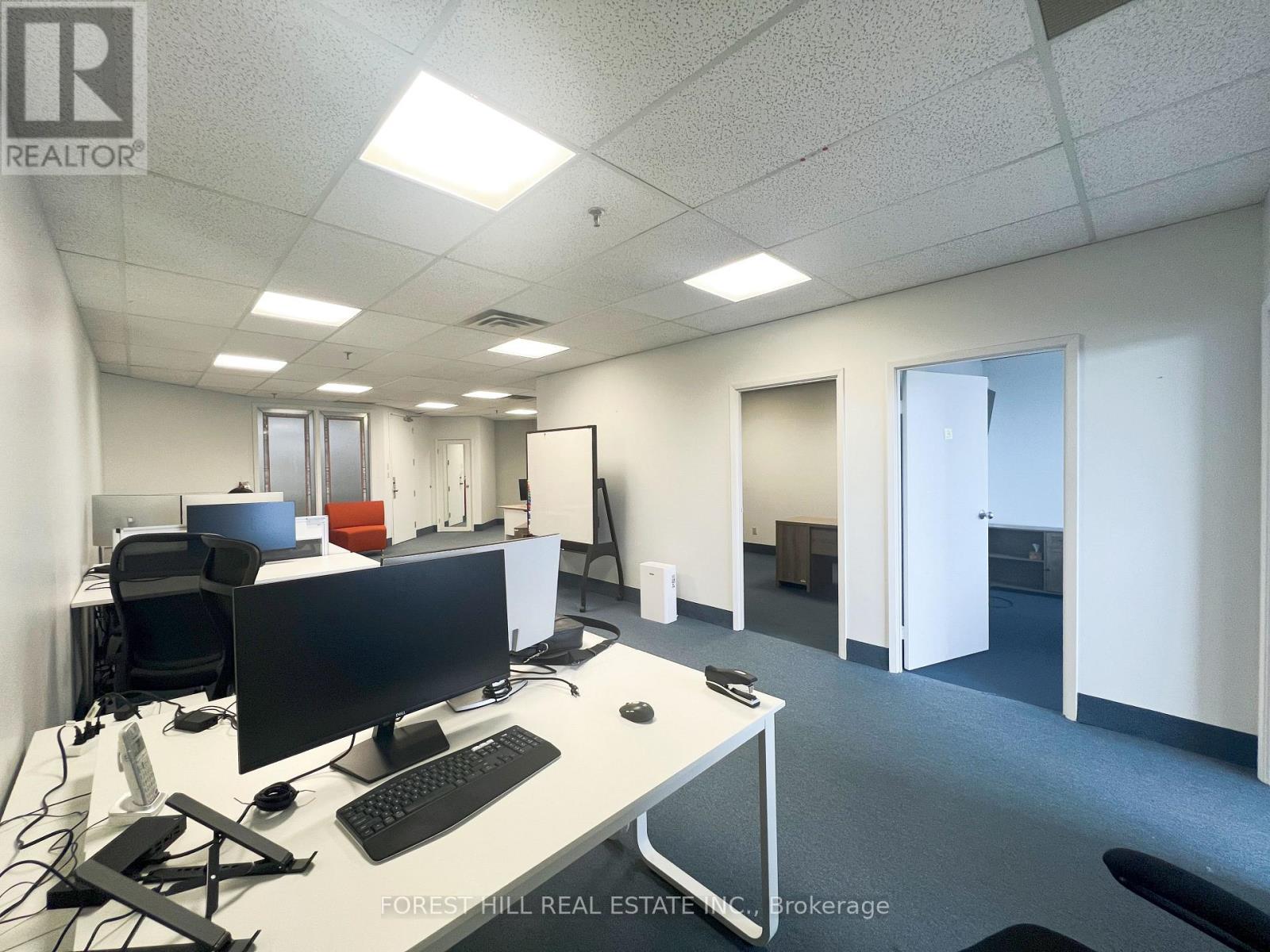 210 - 30 East Beaver Creek Road, Richmond Hill (Beaver Creek Business Park), Ontario  L4B 1B3 - Photo 2 - N12294517